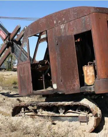 old-machine-img